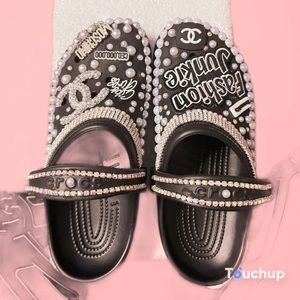 Fashion Junkies Crocs